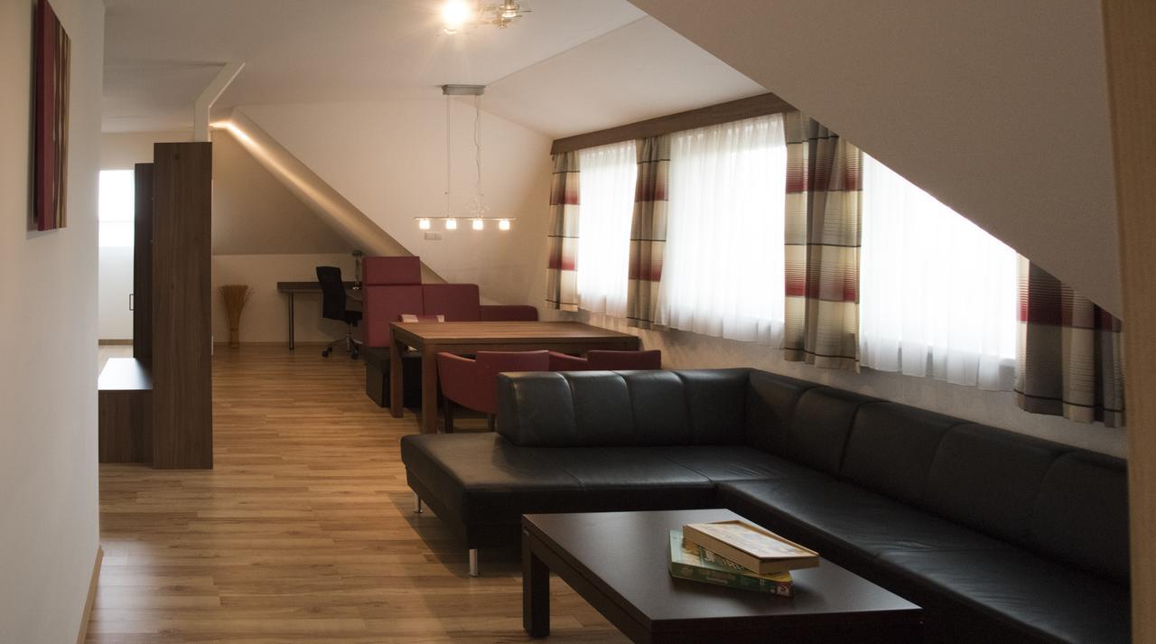 Langs Wirtshaus Hotel Sankt Ulrich im Mühlkreis Стая снимка