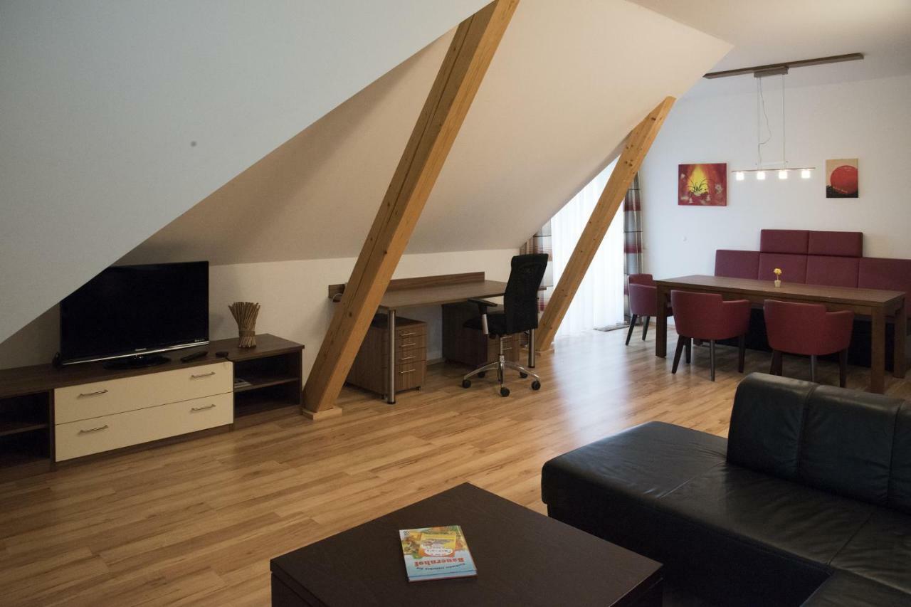Langs Wirtshaus Hotel Sankt Ulrich im Mühlkreis Екстериор снимка